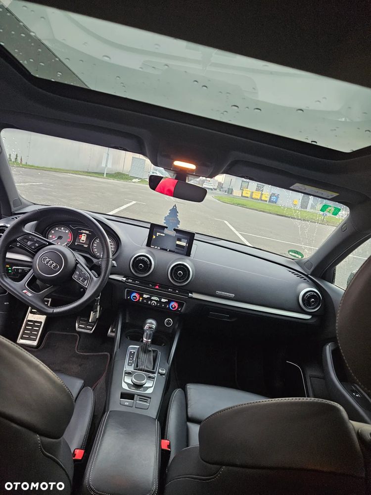 Audi S3 S tronic - 10