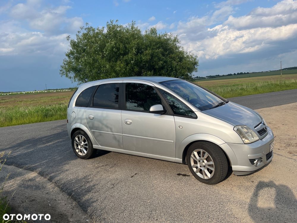 Opel Meriva 1.6 Cosmo - 1