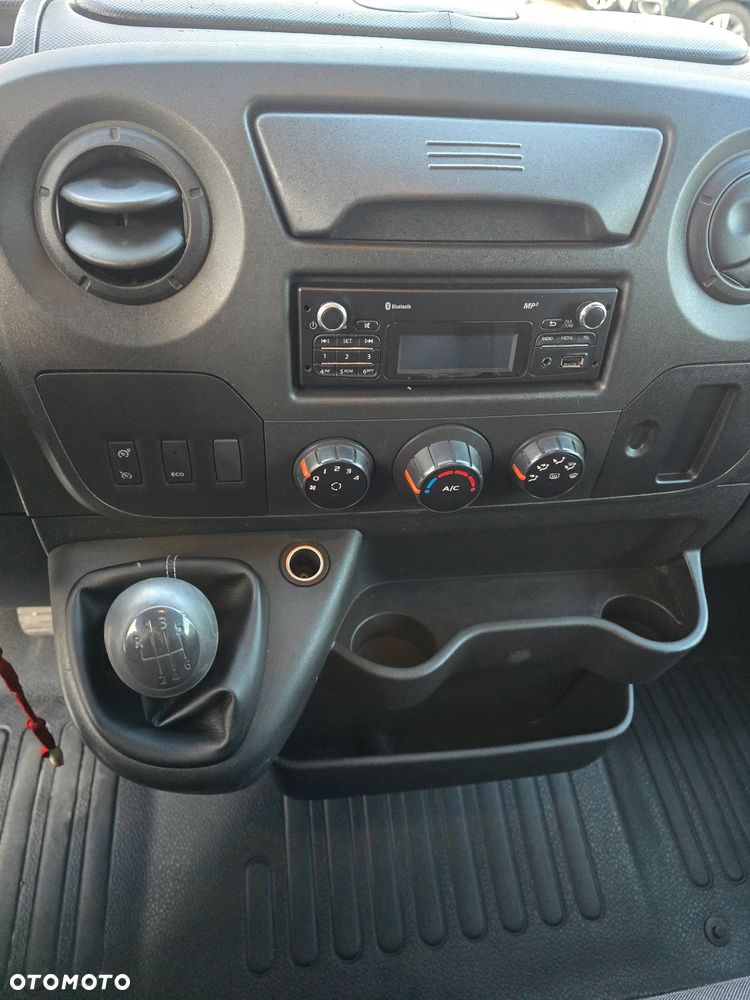 Renault Master - 18