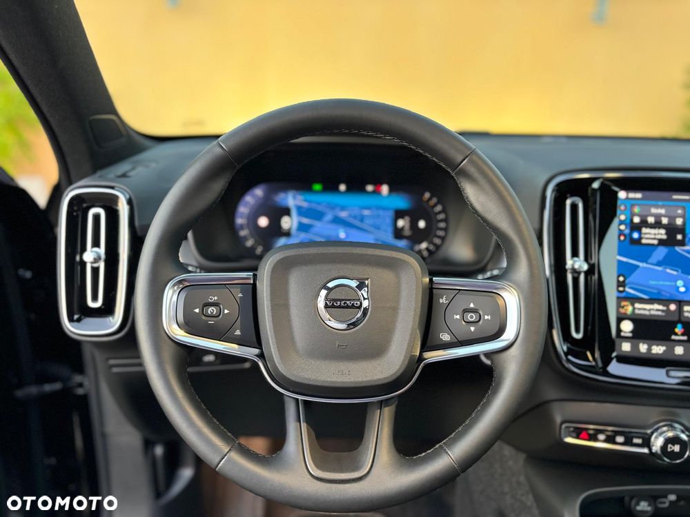 Volvo XC 40 B4 Ultra Black Edition - 25