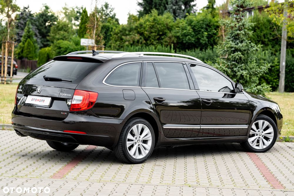 Skoda Superb 2.0 TDI Green tec 4x4 DSG Elegance - 4