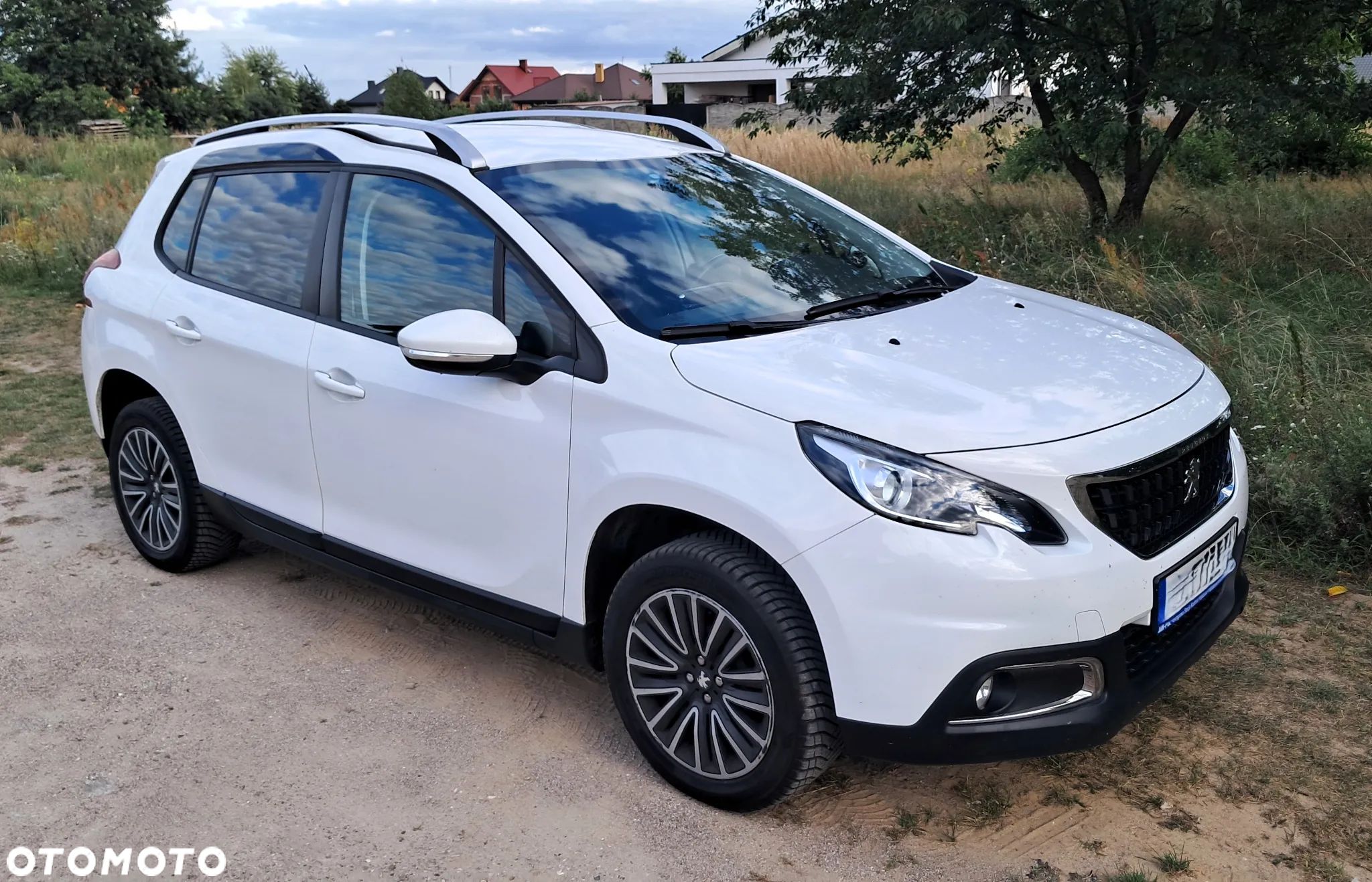 Peugeot 2008 - 1