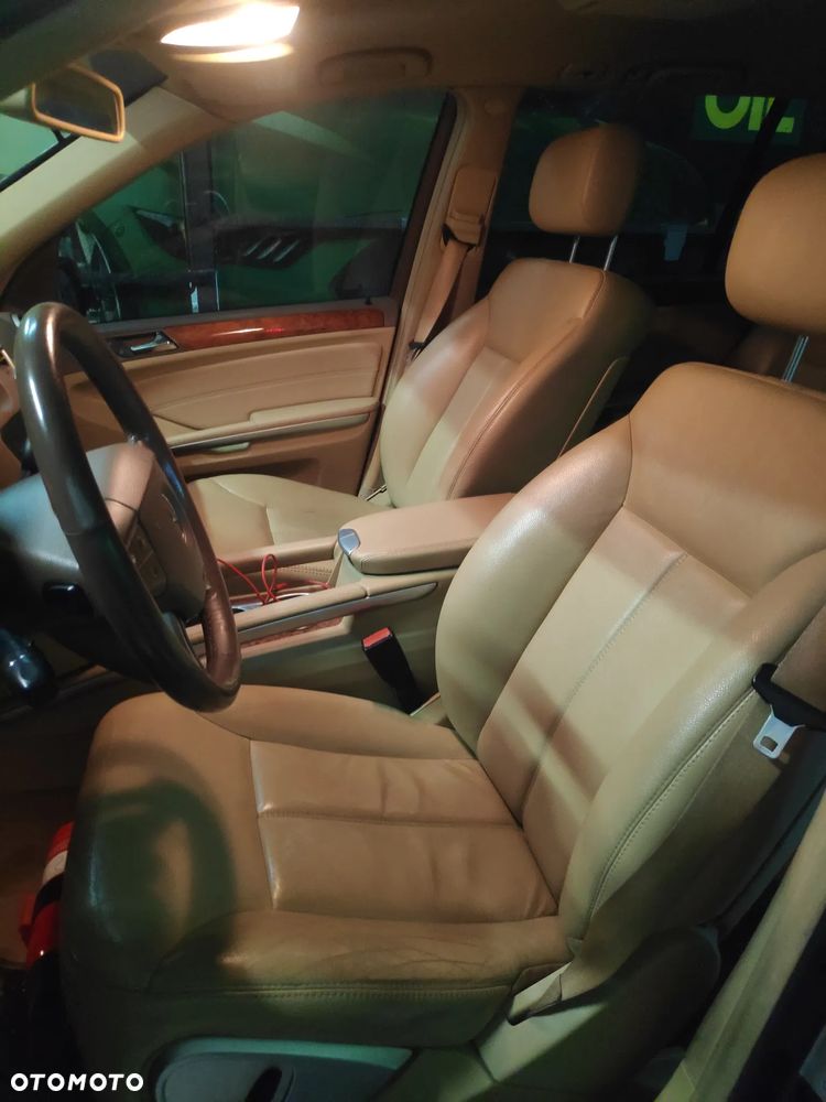 Mercedes-Benz GL - 8