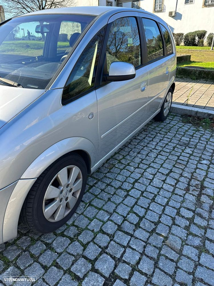 Opel Meriva 1.7 CDTI Cosmo - 4