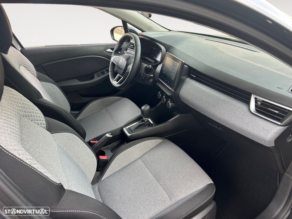 Renault Clio - 15