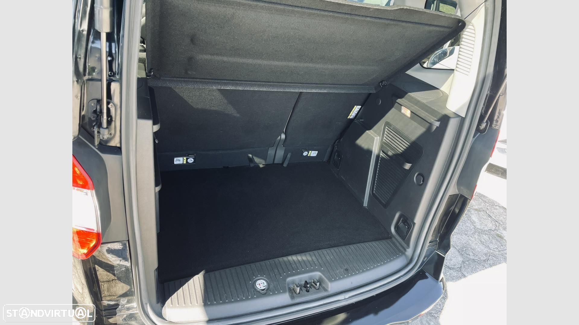 Ford Tourneo Courier 1.0 EcoBoost Titanium - 17