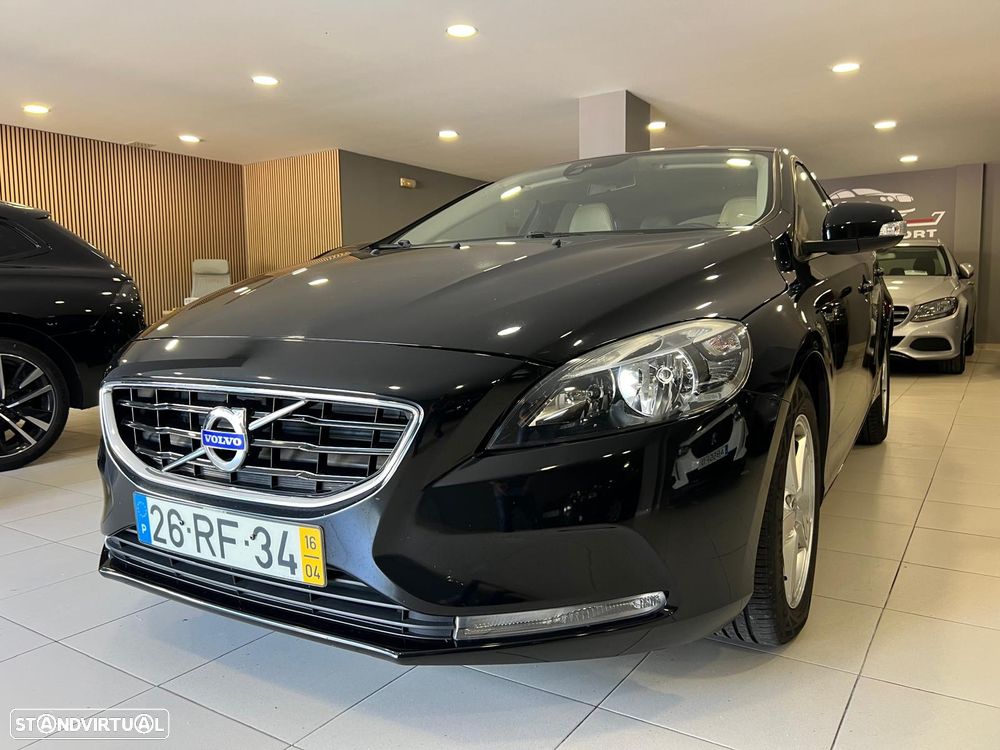 Volvo V40 2.0 D2 Momentum - 11