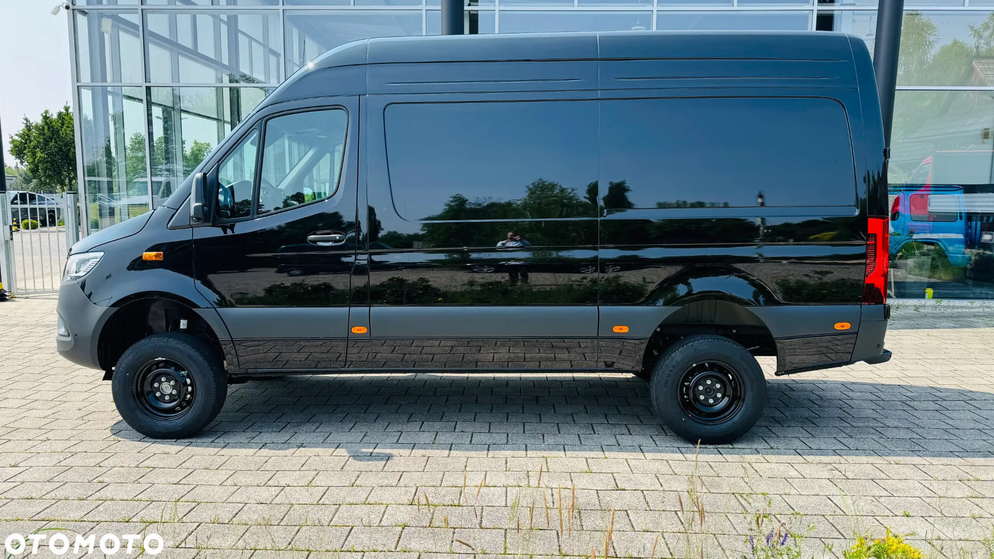 Mercedes-Benz Sprinter - 9