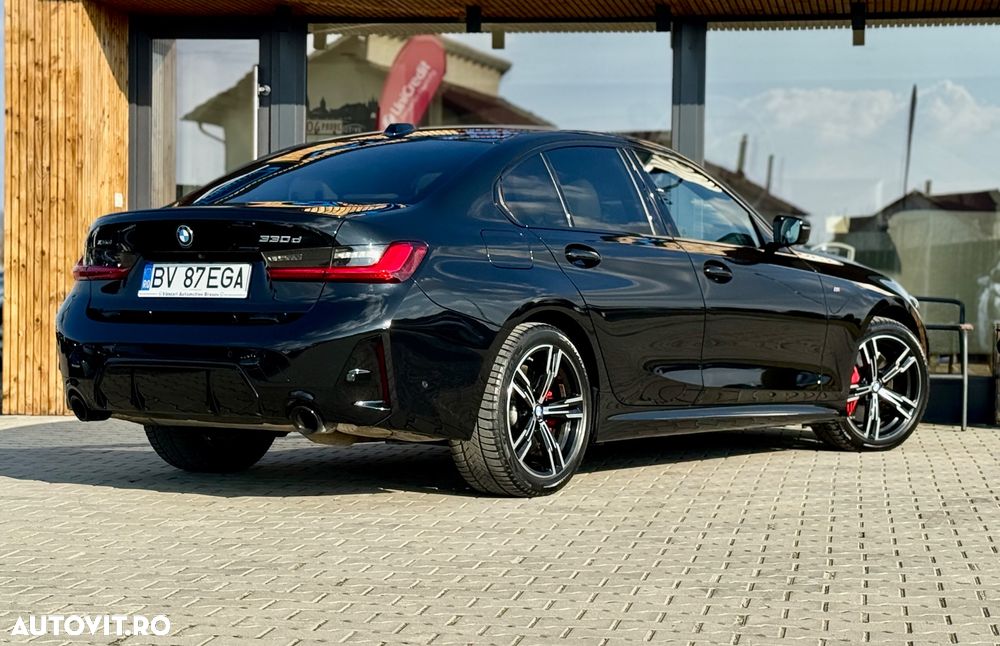 BMW Seria 3 330d xDrive AT MHEV - 15