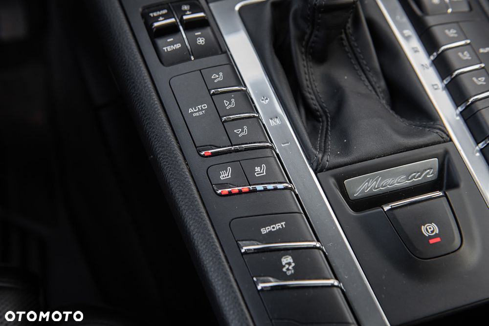 Porsche Macan - 8