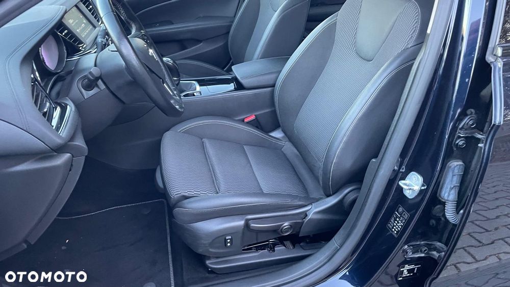 Opel Insignia 1.5 T Innovation S&S Eco - 16