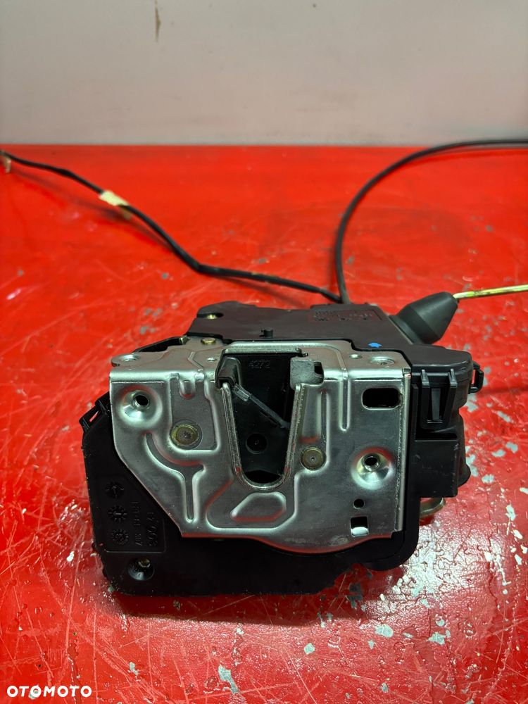 MERCEDES W209 CLK ZAMEK DRZWI PRAWY PRZOD 2097200435 - 3