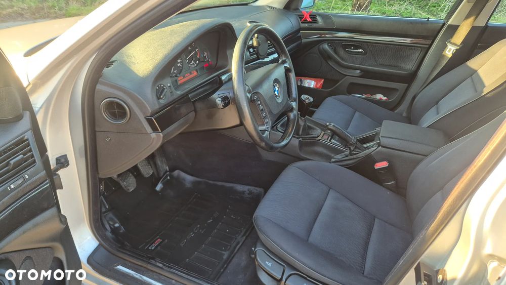 BMW Seria 5 - 11