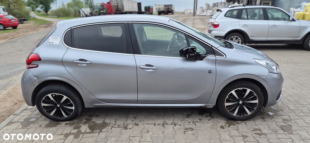 Peugeot 208 1.2 PureTech Access - 5