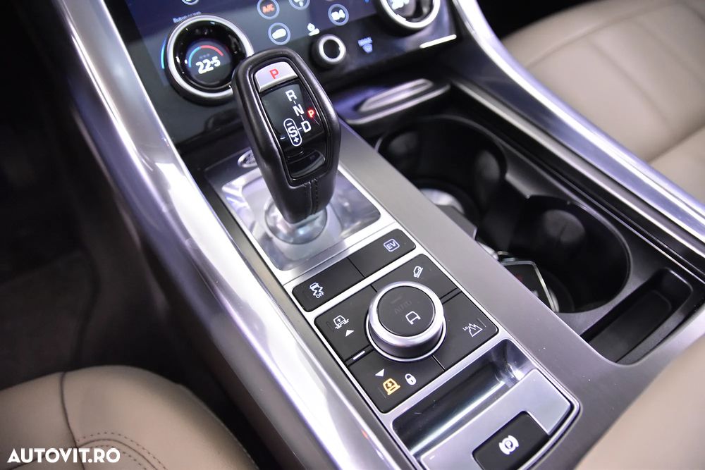 Land Rover Range Rover Sport - 17