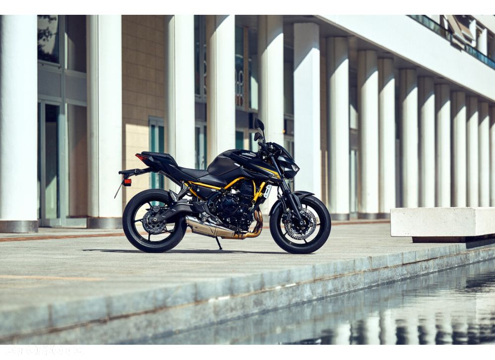Kawasaki Z 650 - 11