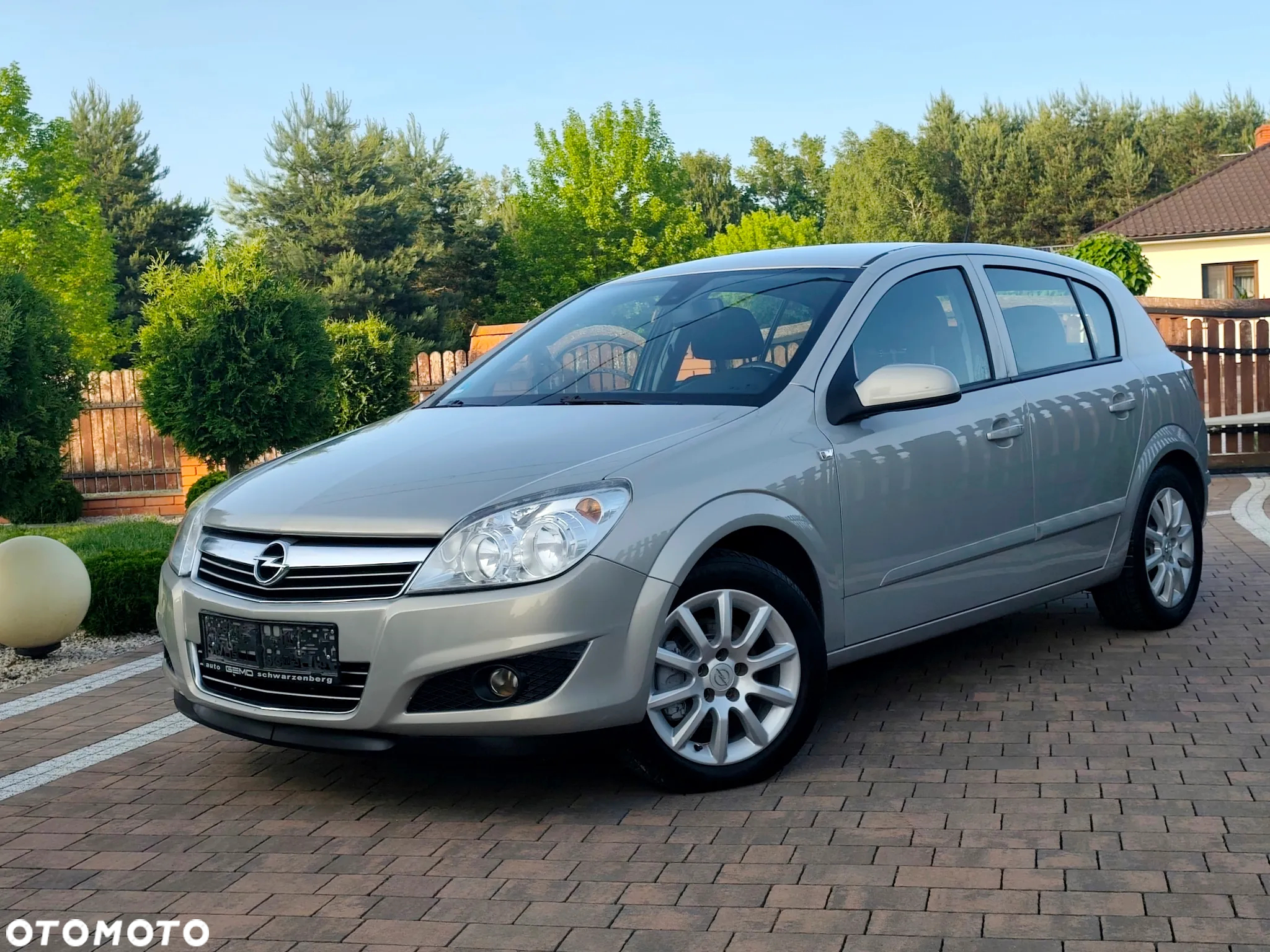 Opel Astra 1.6 - 9