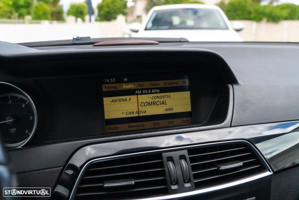 Mercedes-Benz C 220 - 12