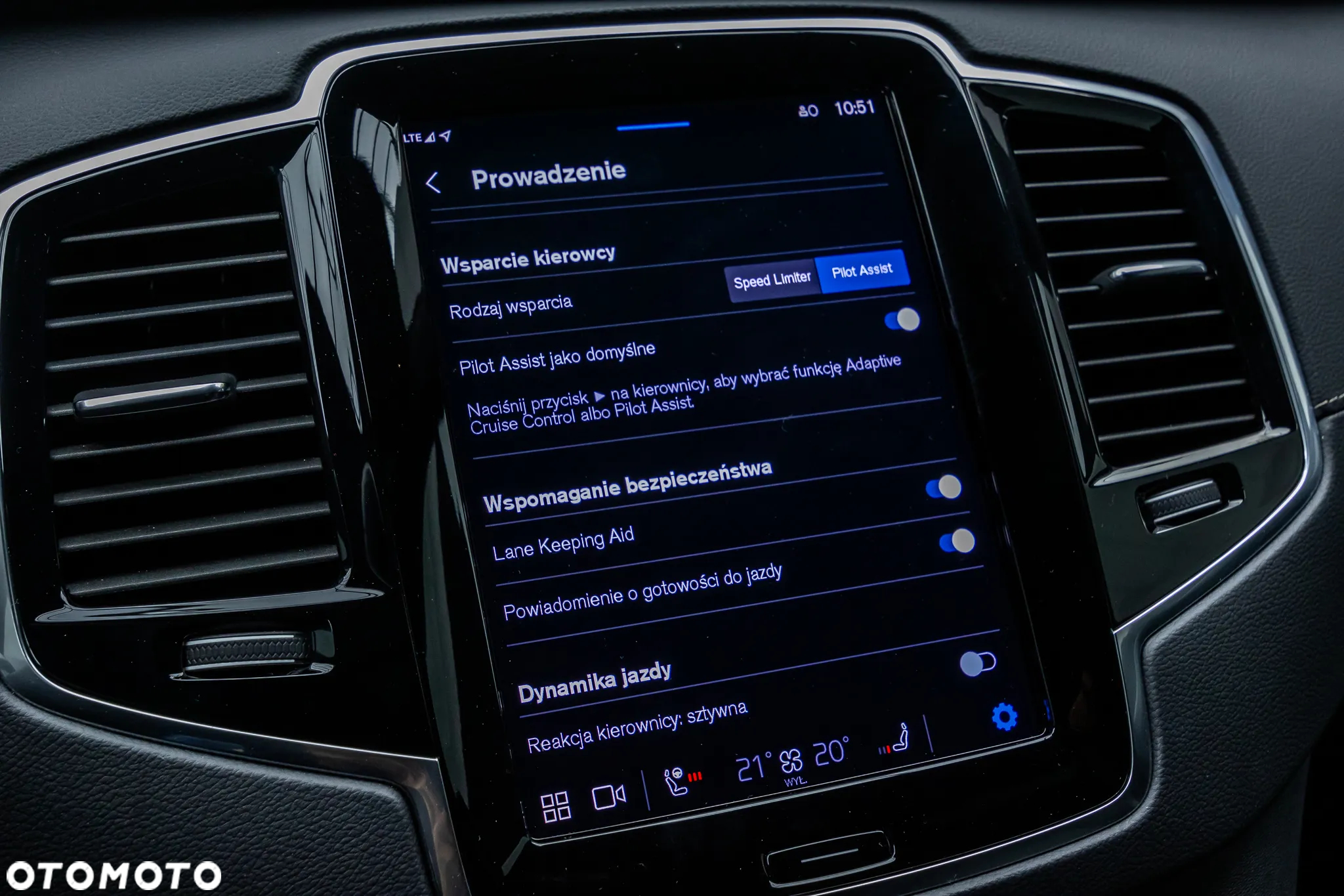 Volvo XC 90 - 23