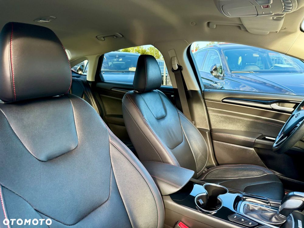 Ford Mondeo - 31