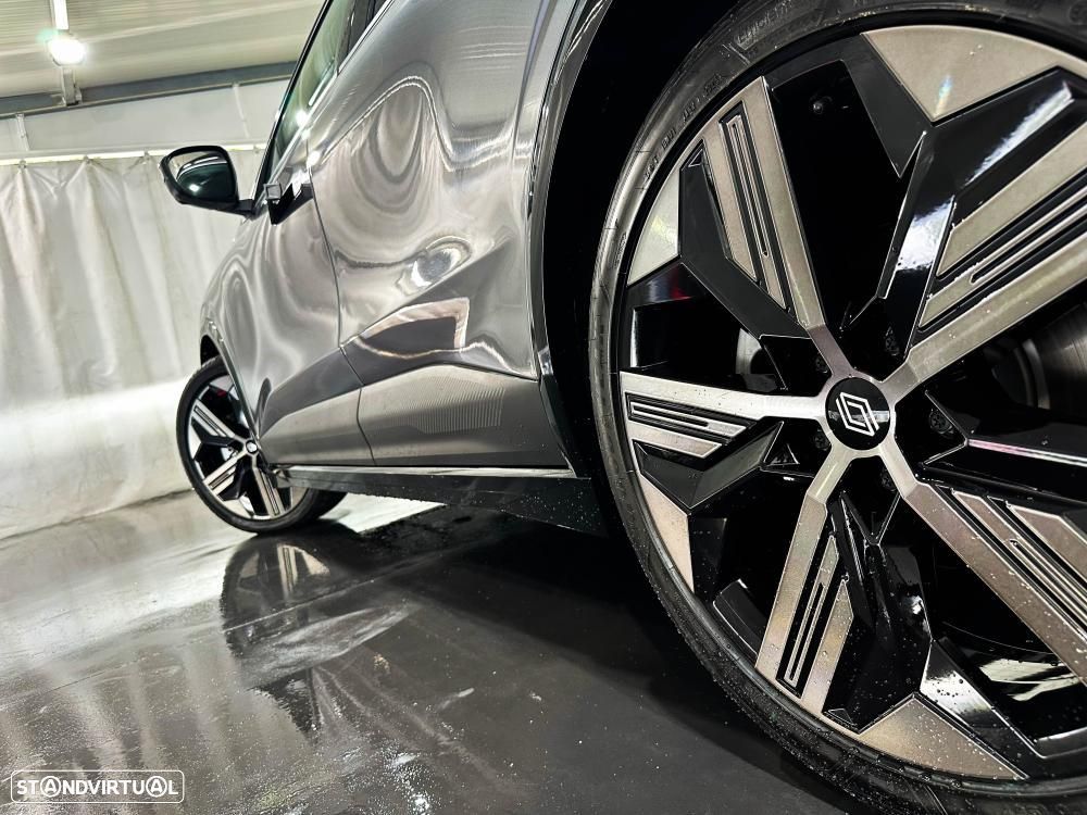 Renault Mégane E-Tech - 8