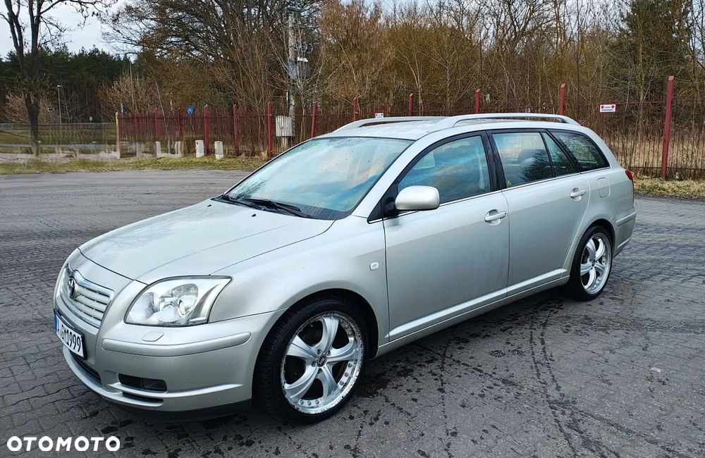 Toyota Avensis 1.8 VVT-i - 2