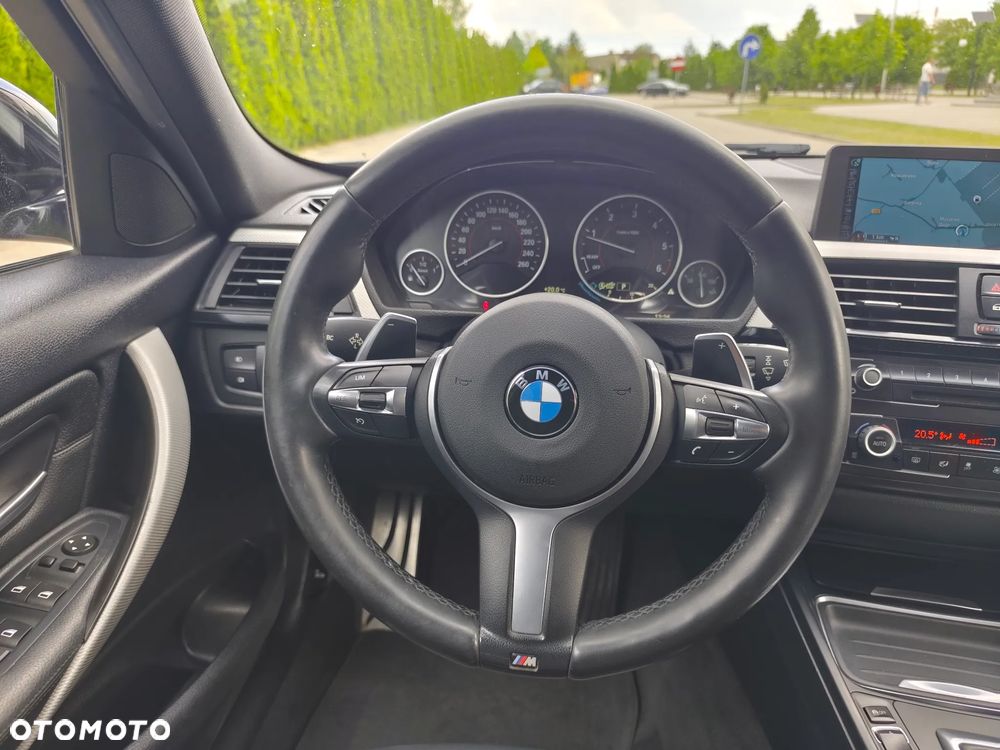 BMW Seria 3 320d xDrive Sport Line - 18