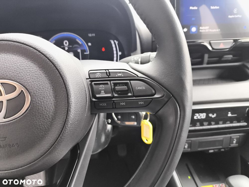 Toyota Yaris Hybrid 1.5 Style - 17