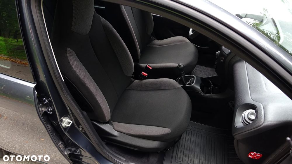 Toyota Aygo - 12