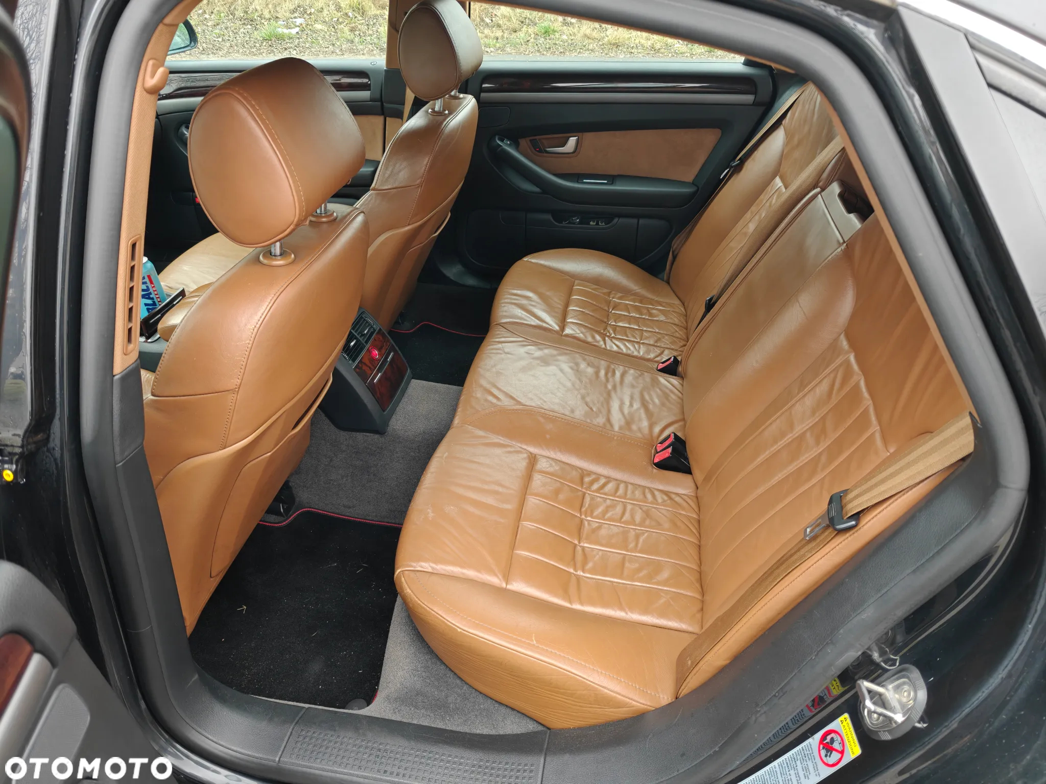 Audi A8 4.2 Quattro - 12