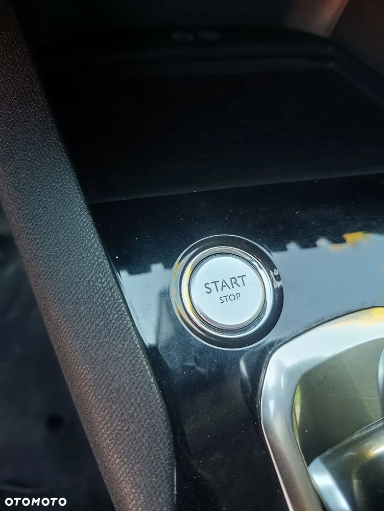 Peugeot 3008 THP 165 EAT6 Stop & Start Allure - 8
