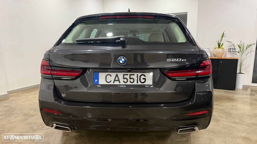 BMW 520 e Touring Aut. Luxury Line - 6