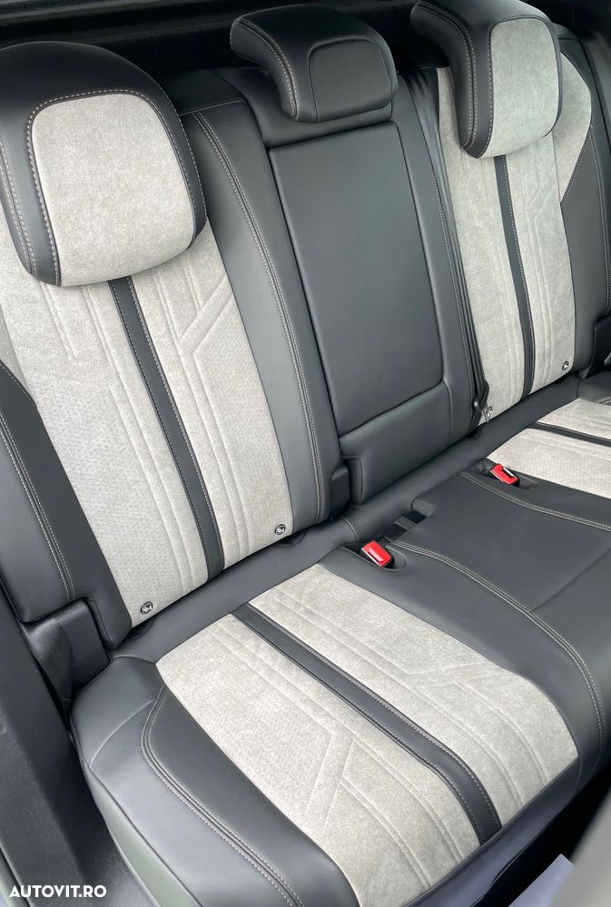 Peugeot 3008 Hybrid 225 e-EAT8 GT Pack - 20