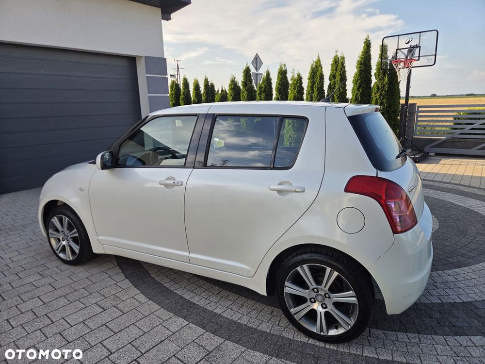 Suzuki Swift - 9