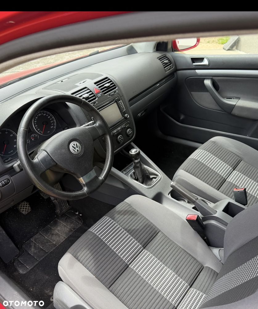 Volkswagen Golf - 4
