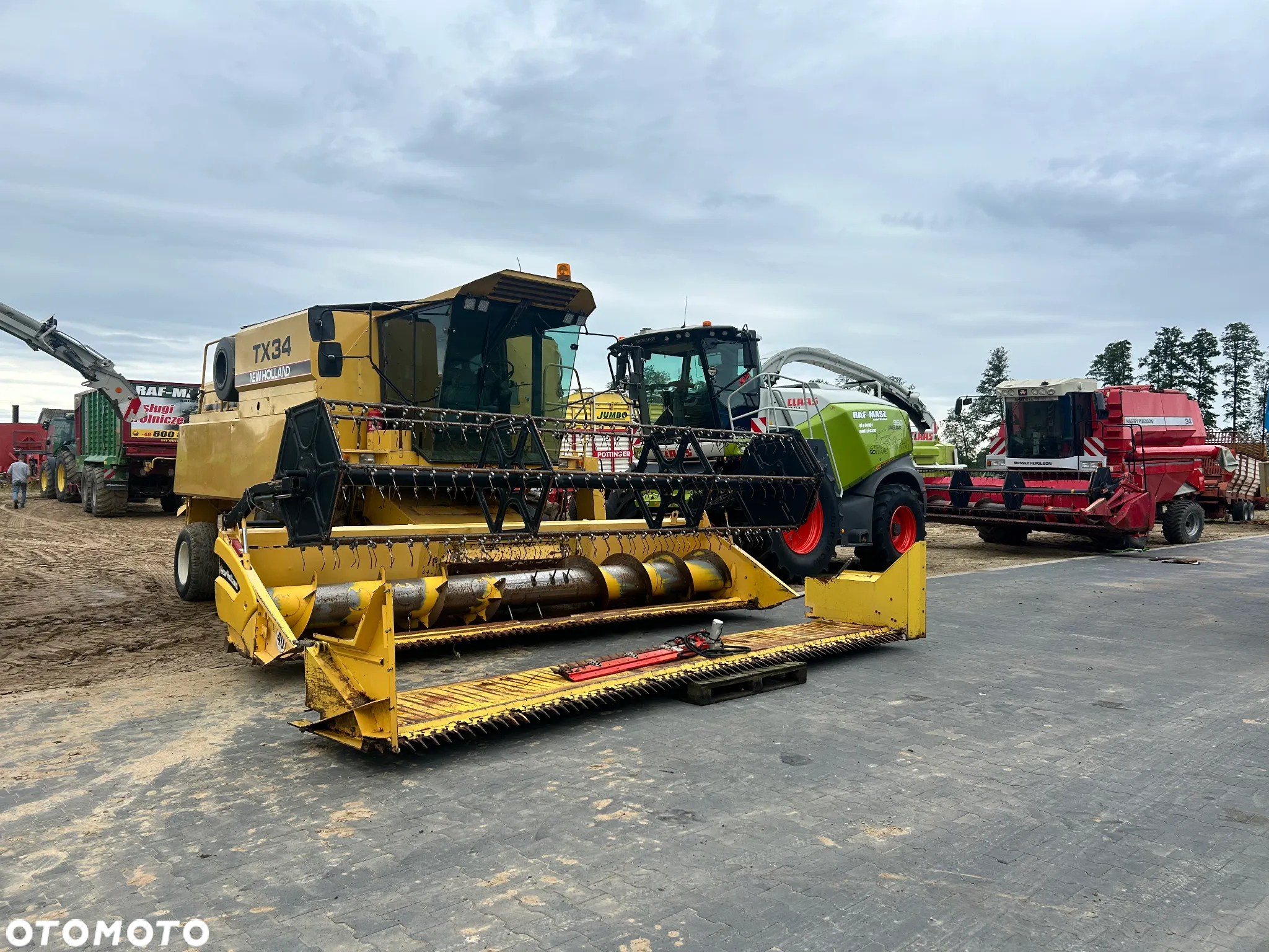 New Holland - 3