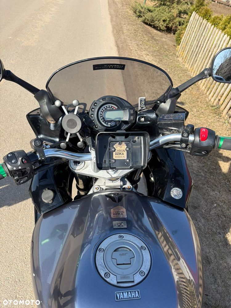 Yamaha FZ6 - 8
