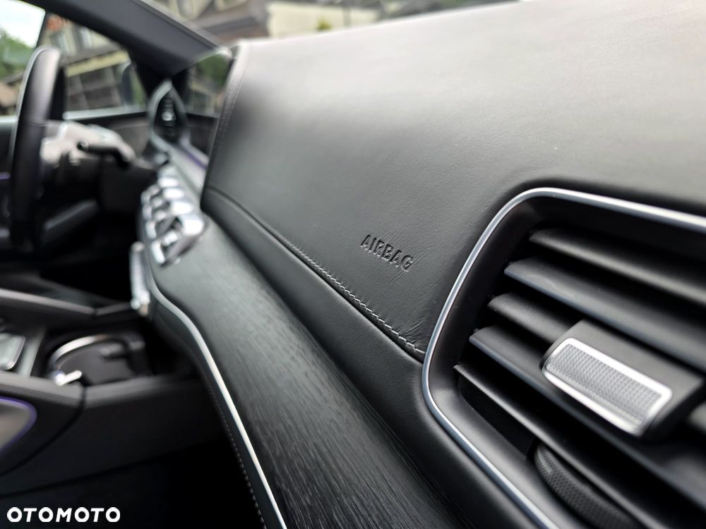 Mercedes-Benz GLE - 26