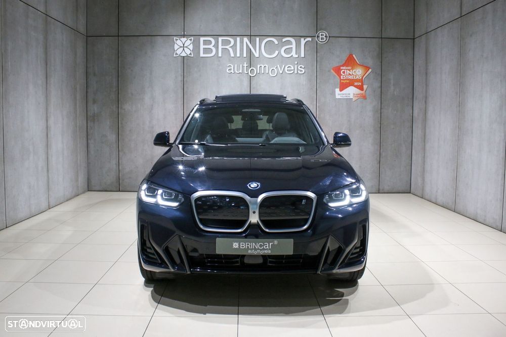 BMW iX3 M Sport Impressive - 8