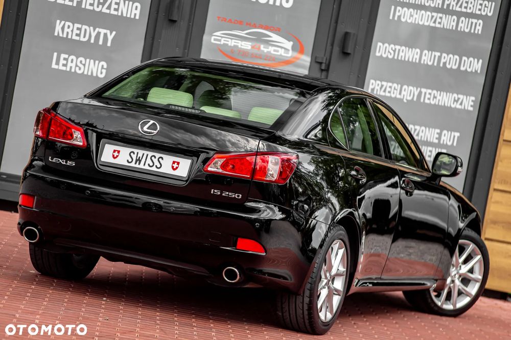 Lexus IS 250 Executive Line - 12