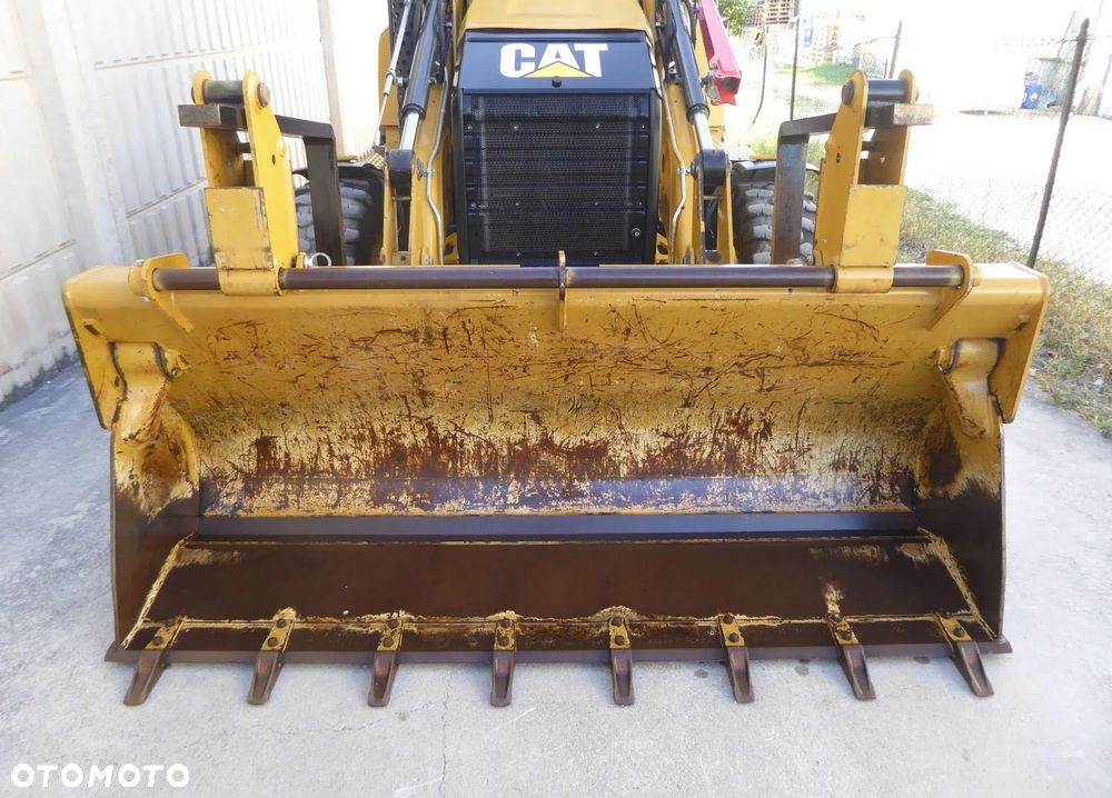 Caterpillar 432 F2 4-cylindrowy - 9