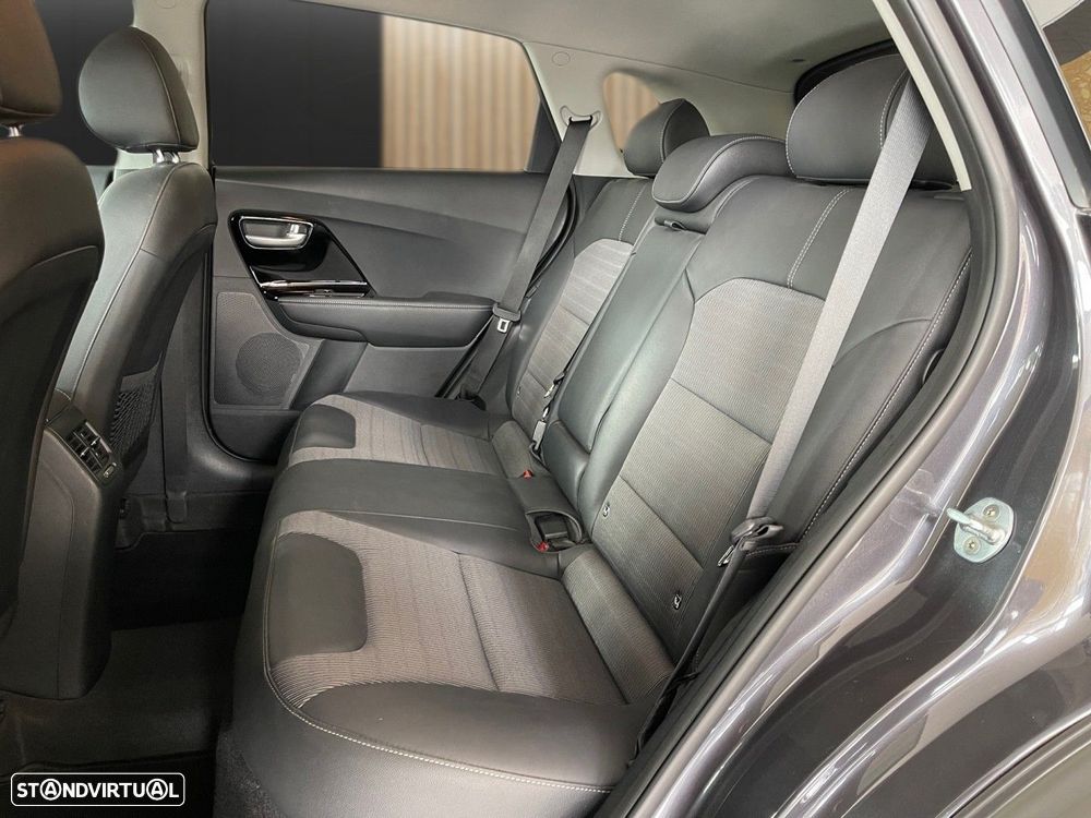 Kia Niro 1.6 GDi HEV - 9