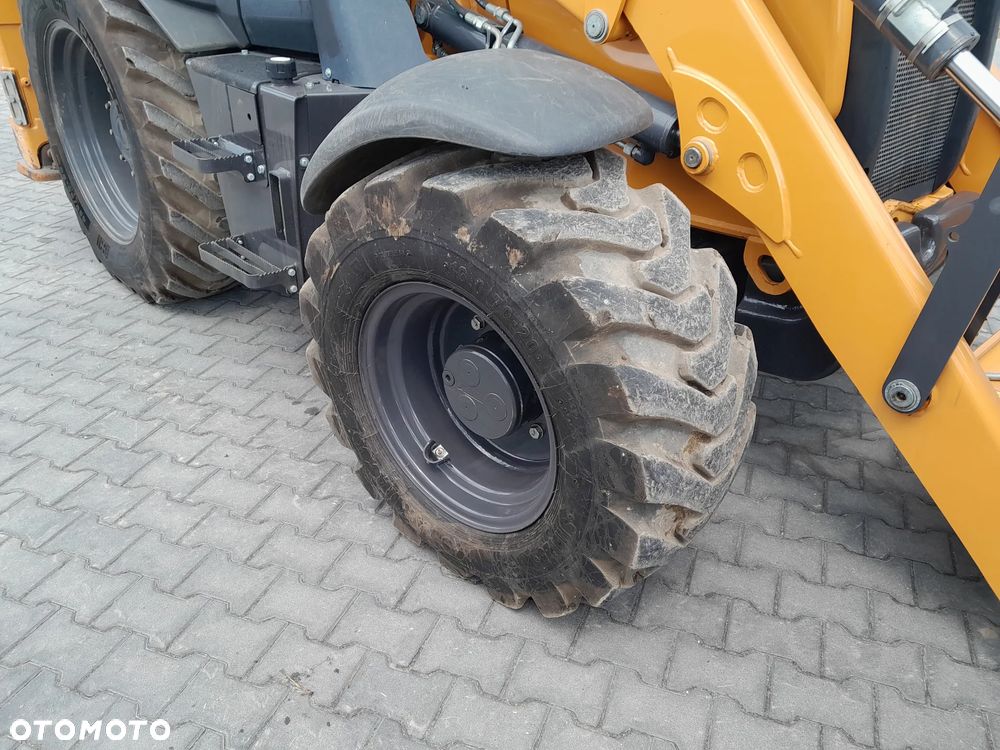 Case 580SV 2023R - 13