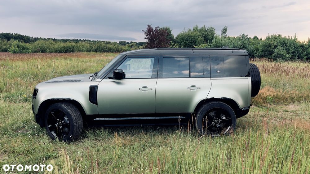 Land Rover Defender - 11