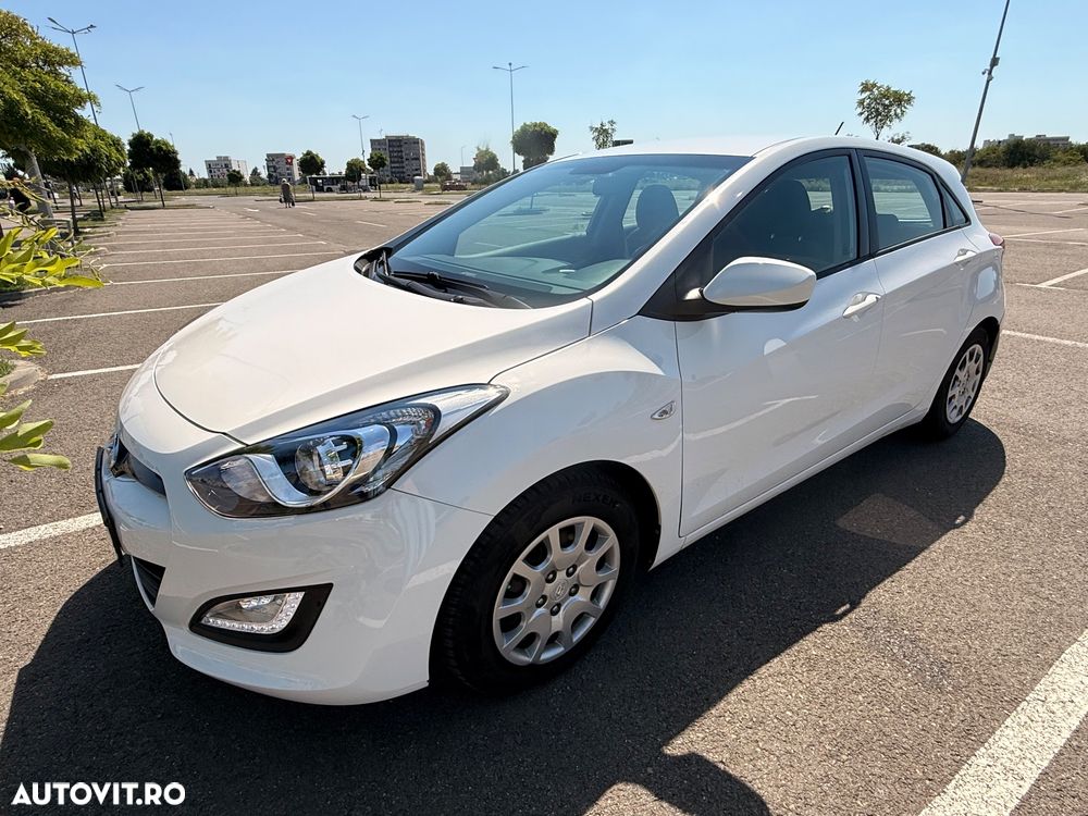 Hyundai i30 1.6 CRDI Comfort - 3
