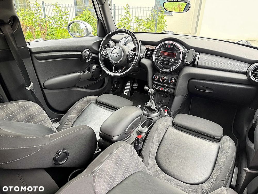 MINI Cooper D Seven Chili - 24