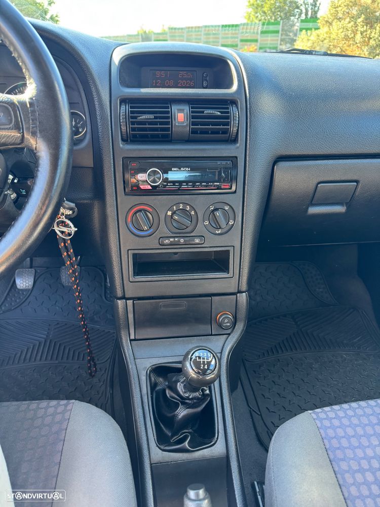 Opel Astra 1.4 Sport - 8