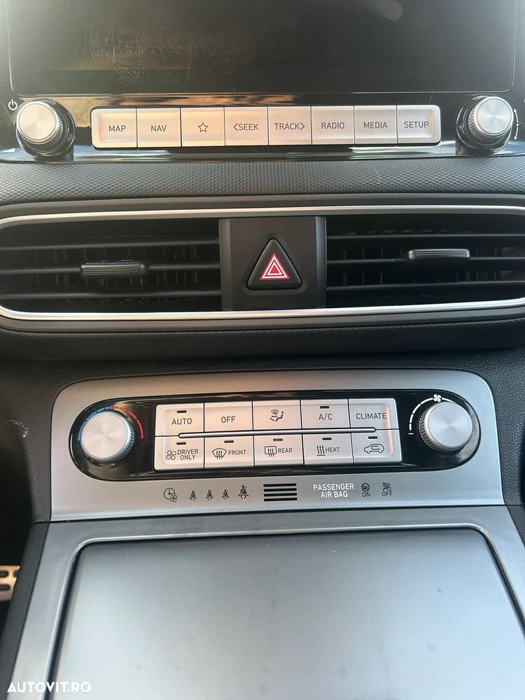 Hyundai KONA Premium - 11