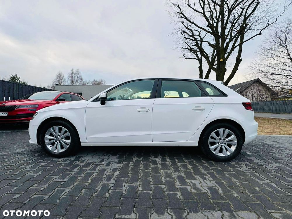 Audi A3 Sportback - 5