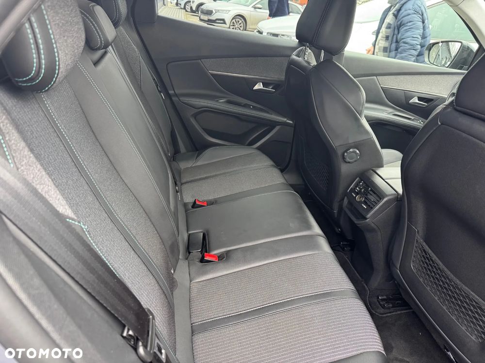 Peugeot 3008 1.5 BlueHDi Allure S&S EAT8 - 14